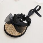 Elegant Ψάθινο Καπελάκι με Μαύρο Φιόγκο για Σκύλους 🖤